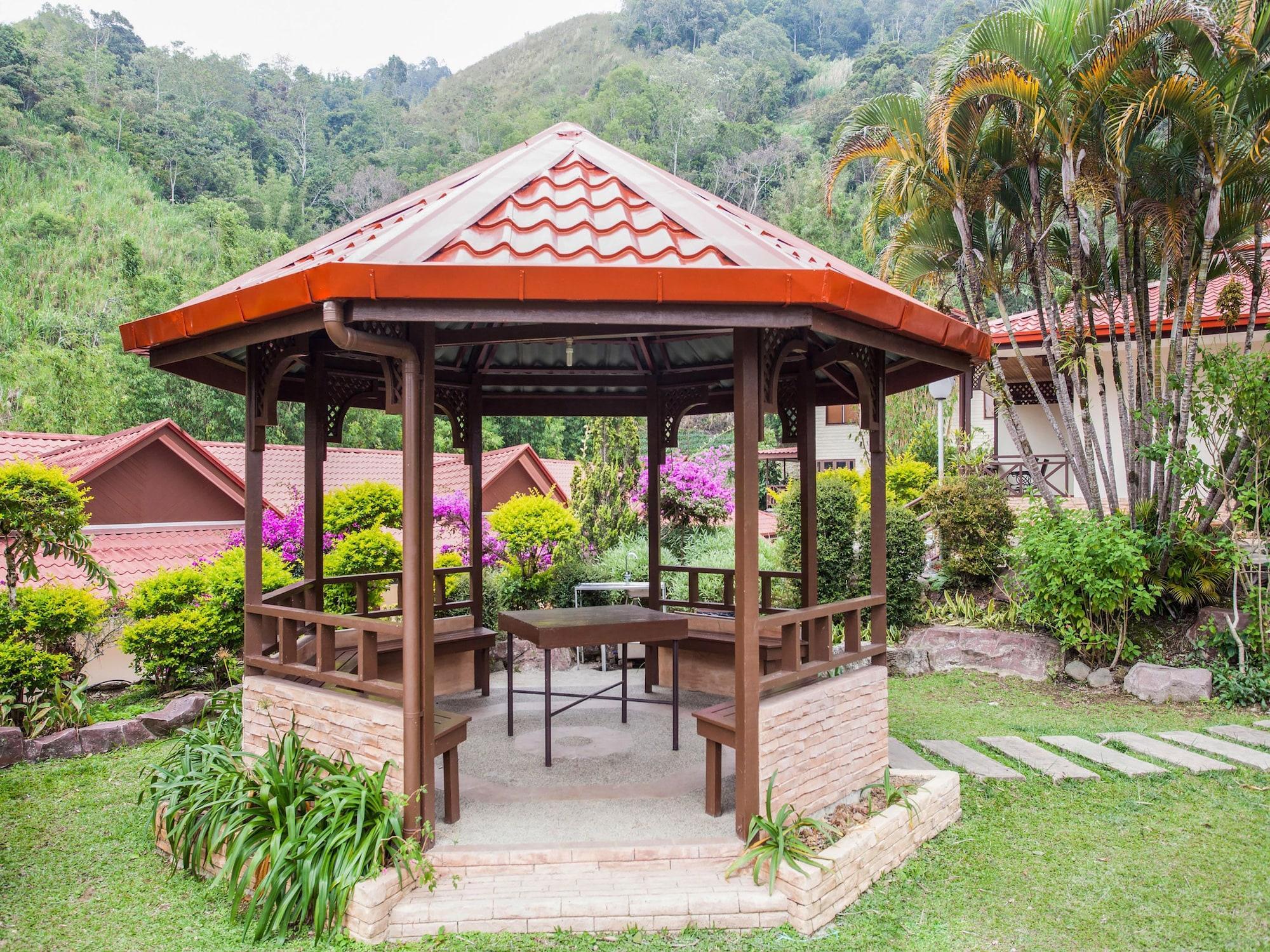 Super Oyo 89300 Zen Garden Resort Kundasang Екстер'єр фото